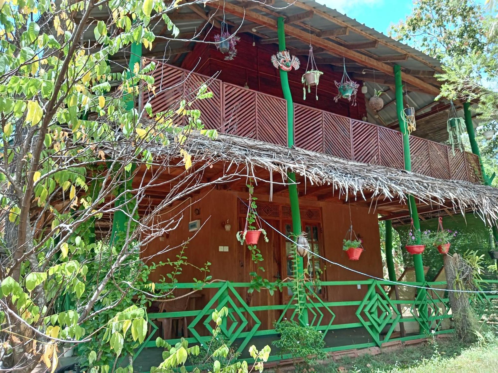 Lion Eco Palace Sigiriya Exterior foto